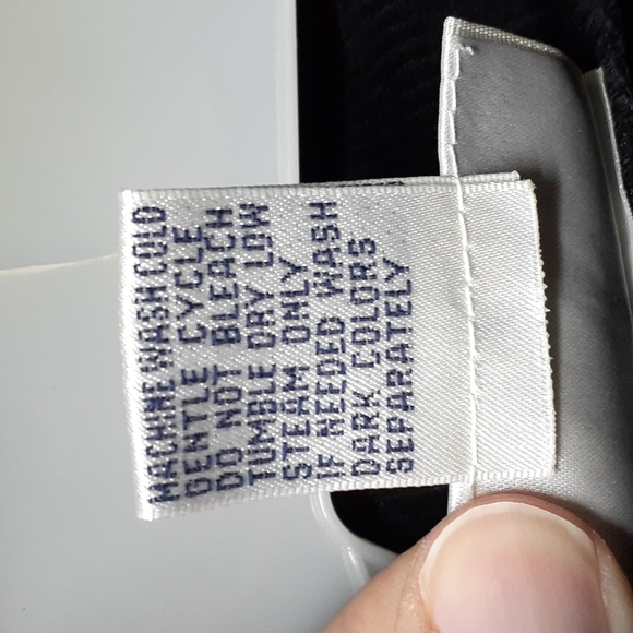 Essential Elements Black Partial Zip Light Jacket, Size L - Picture 5 of 8